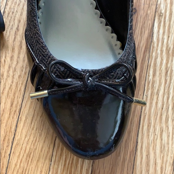 M. Patrick Brown Patent/Tweed 2in Kitten Heels - Picture 6 of 7